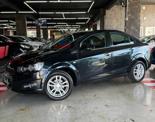 CHEVROLET SONIC 1.6 LTZ SEDAN 16V FLEX 4P AUTOMÁTICO